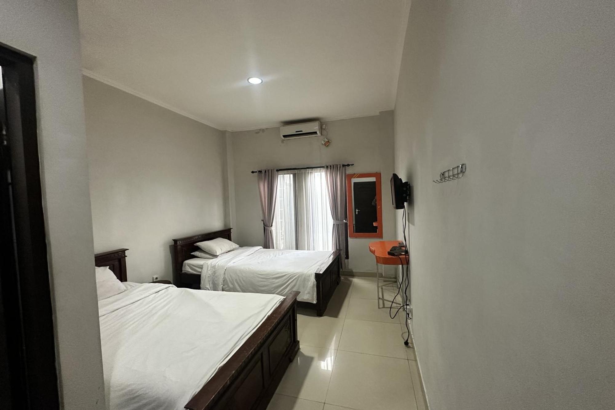 Hotel Warta Dua Denpasar  Exterior photo